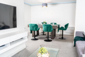 Modern City Centre Apartment With Smart Technology